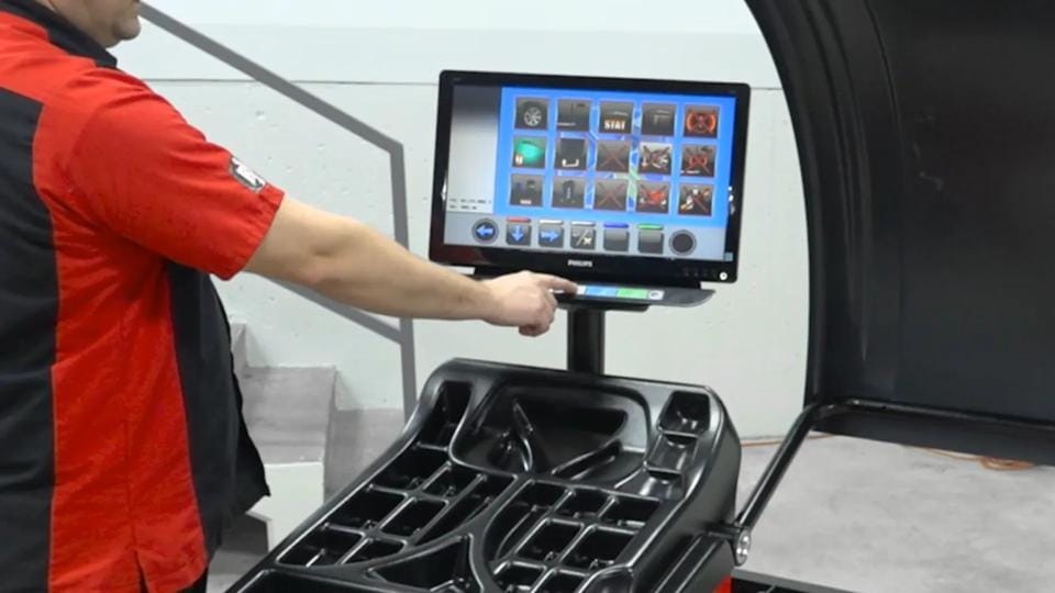 Diagnostic Wheel Balancer: 7 Proven Benefits Shops Love diagnostic wheel balancer compared with a standard wheel balancer