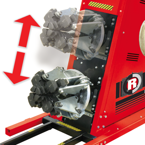 Raise or lower the wheel clamps depending on the wheel diameter with hydraulic height positioning.